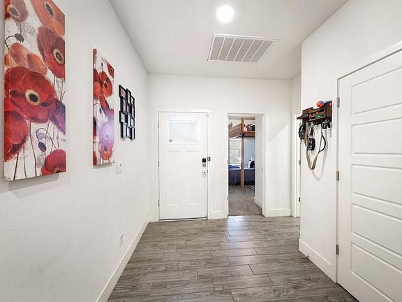 4th image of 9716 Cobble Creek Dr