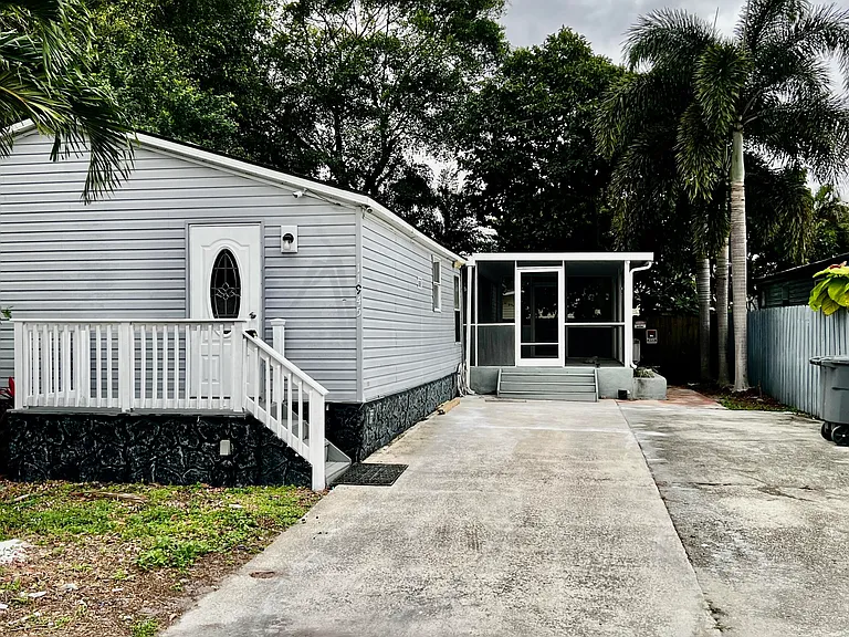11945 Flotilla Pl — Photo 1