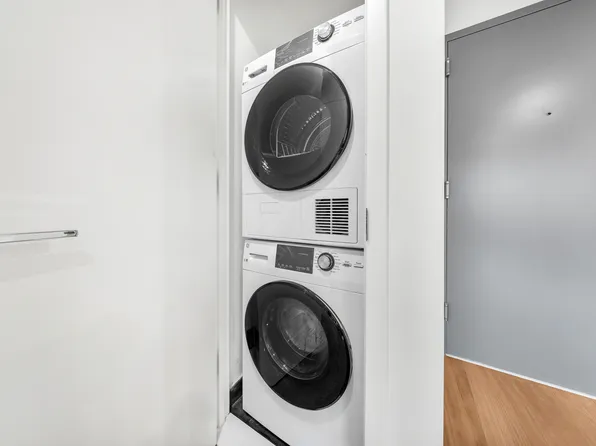 30-24 32nd Street image 14 of 16