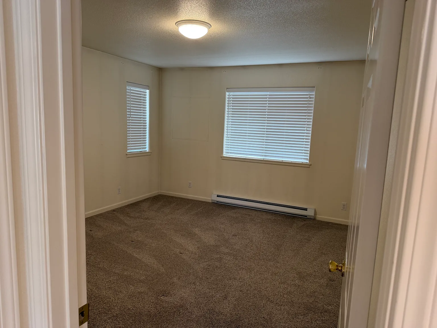 2 bed, 1000 sqft, $1,950 — Photo 4