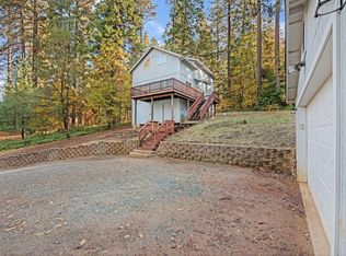 588 Blackbird Ln, Avery, CA 95224