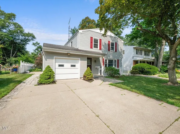 2445 Cherry Hill Rd, Toledo, OH 43615