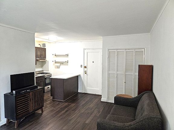 4th image of 110-20 71st Ave #304