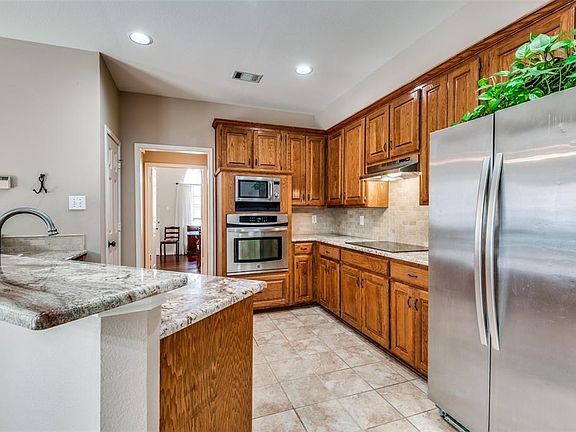5th image of 8704 Saddlehorn Dr