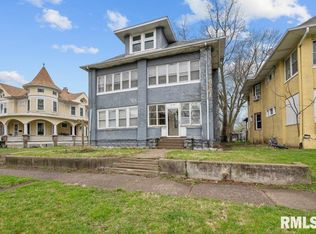 1825-1827 13th St, Moline, IL 61265