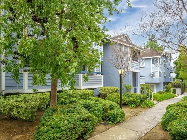 26926 Flo Ln Unit 422, Santa Clarita, CA 91351