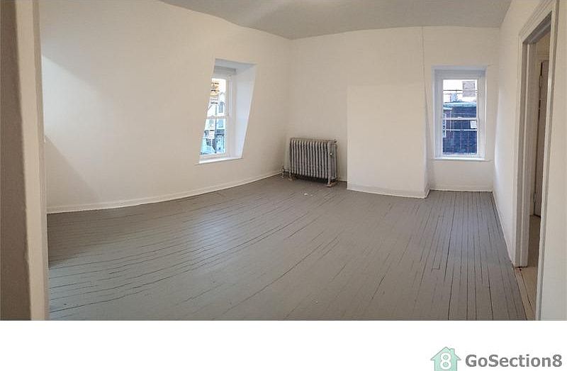 2nd image of 95 Anderson Ave Floor 3