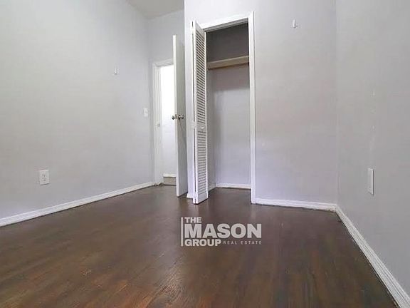 5th image of 362 W 36th St APT 4