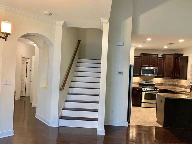 15425 Barossa Valley St — Photo 14