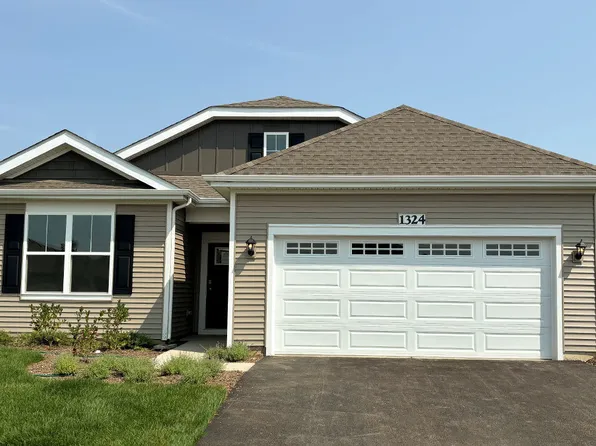 1324 Wild Tulip Cir, Bartlett, IL 60103