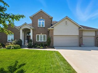 3097 E Prestwick Rd, Winona Lake, IN 46590