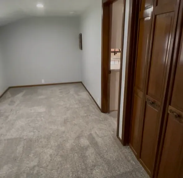200 N Home Ave — Photo 11