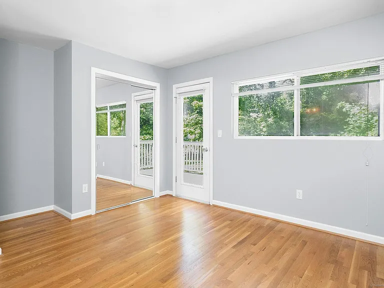 5 Wakerobin Rd — Photo 13