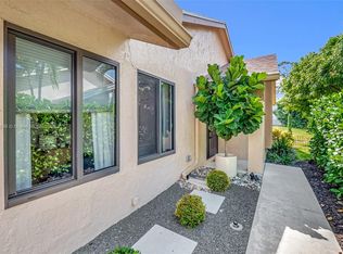 9640 Golf State Park Cir, Boca Raton, FL 33428