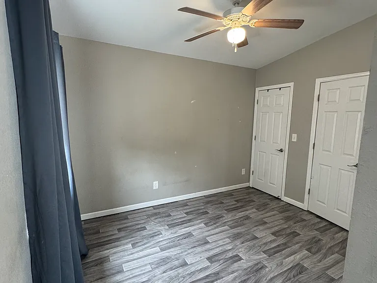 1673 S Espana Way — Photo 3