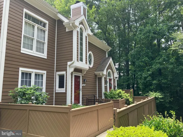 1557 Church Hill Pl, Reston, VA 20194