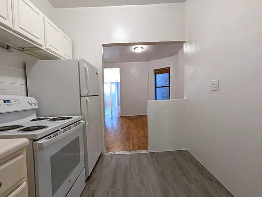 Rented by Manhattan Spaces | media 11