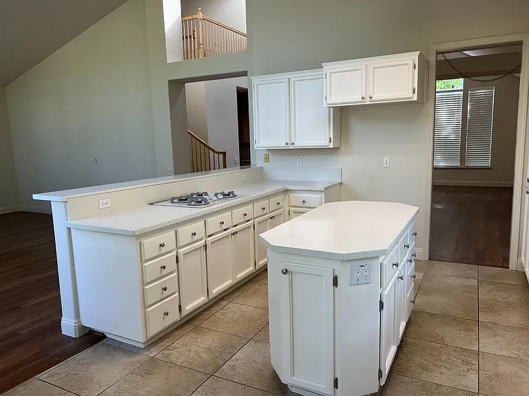133 Cruickshank Dr — Photo 9