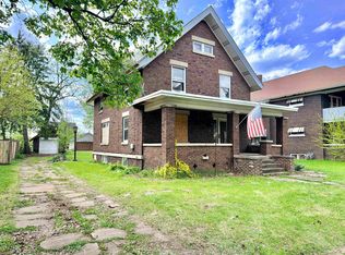 1811 S 4th St, Rockford, IL 61104