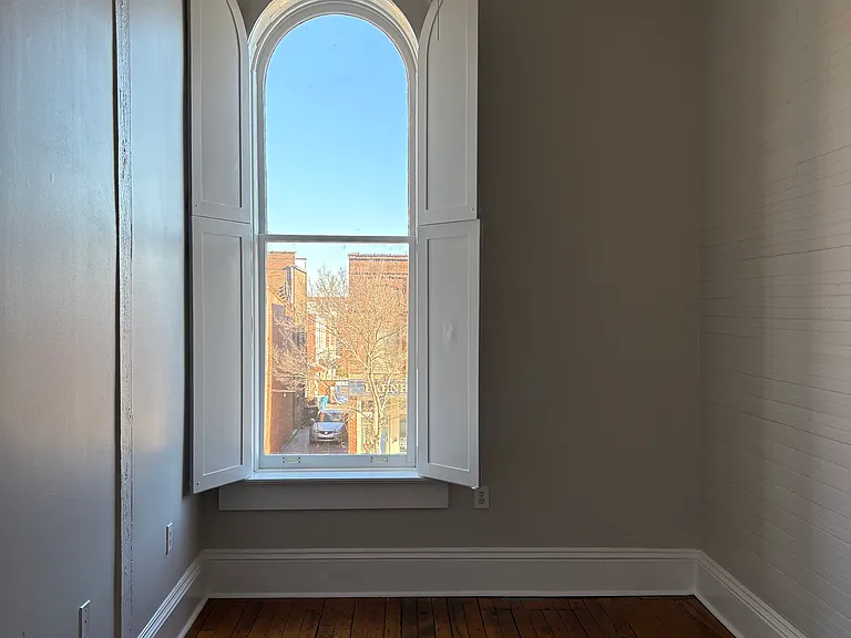 113 E Innes St #113 — Photo 21
