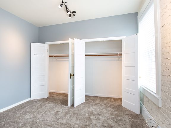 2nd image of 906 Howard St APT 401