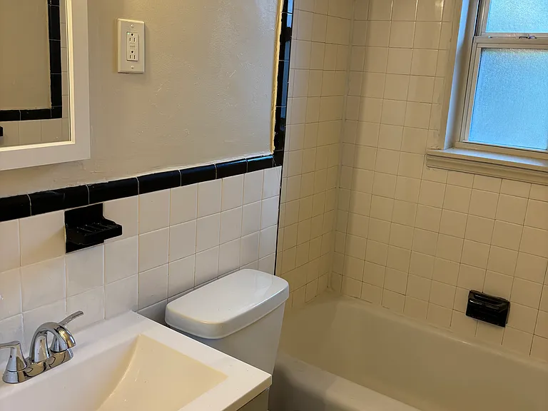 Sligo Terrace Apartments — Photo 5