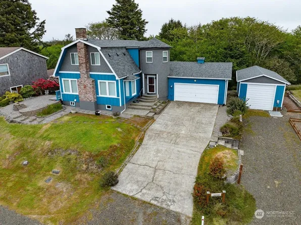 35008 J Place, Ocean Park, WA 98640