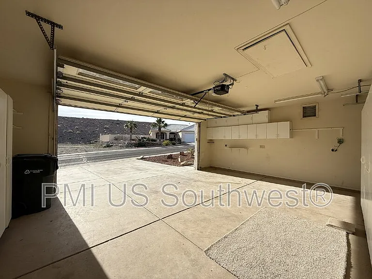 2917 Desert Vista Dr — Photo 33