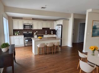 600 Frank E Rodgers Blvd N #2L, Harrison, NJ 07029