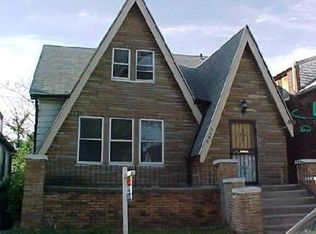 2014 Halleck St, Hamtramck, MI 48212