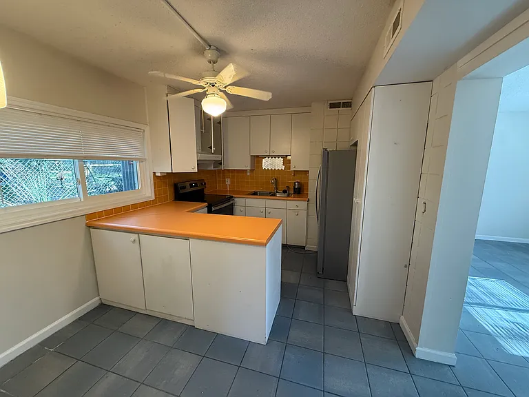 806 Palm Blvd #A — Photo 5
