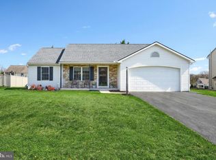 115 Austin Dr, Mount Wolf, PA