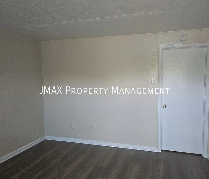 813 Westside Blvd NW #A — Photo 3