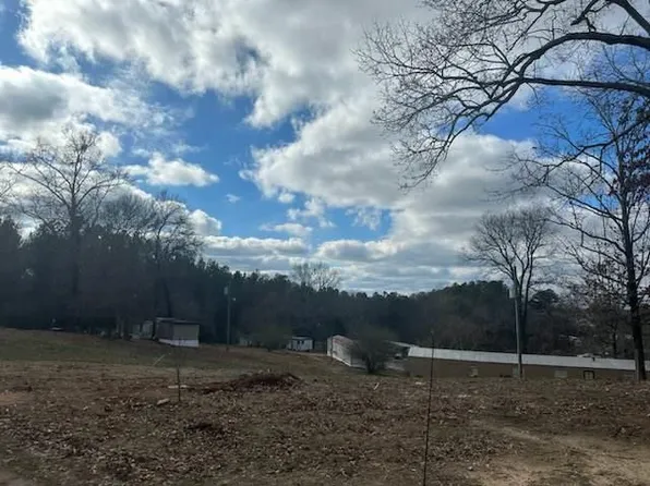 744 Redmill Saragossa Rd, Jasper, AL 35503