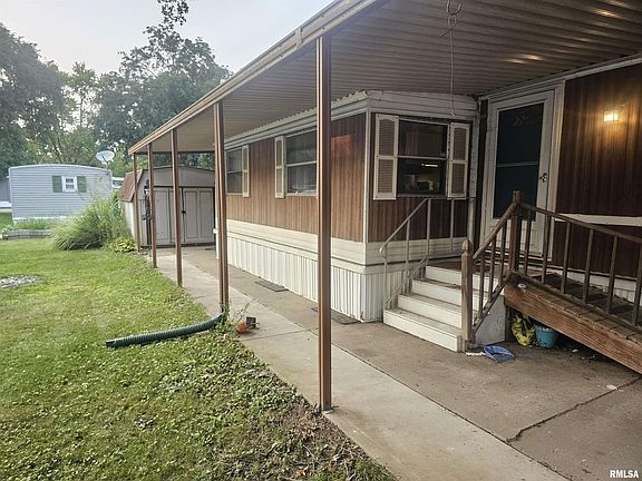 2nd image of 111 Hickory Dr