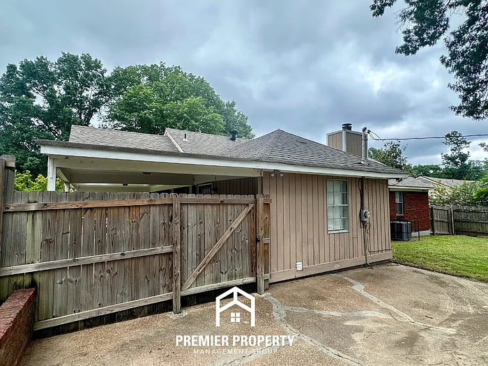 5131 Rolling Meadows Dr — Photo 17