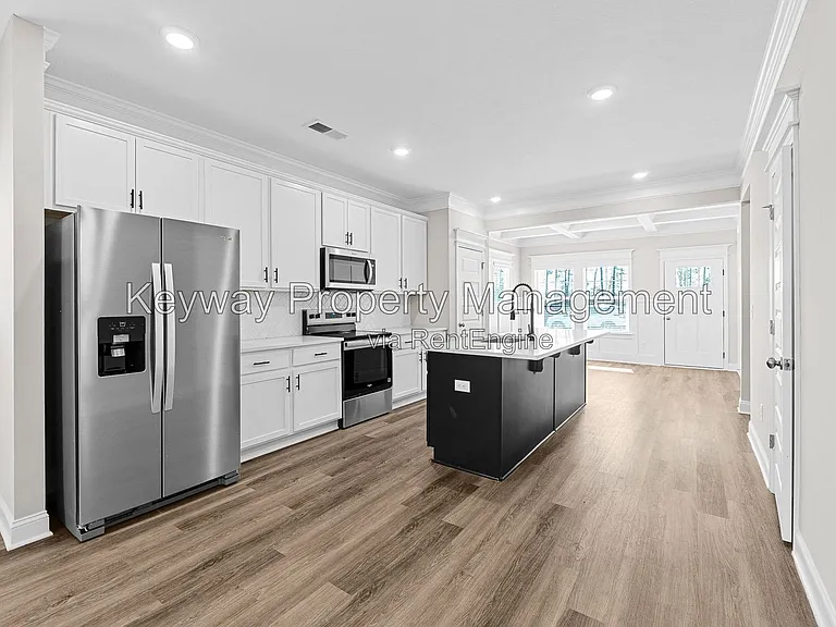 2120 Denmark Ave SE — Photo 9