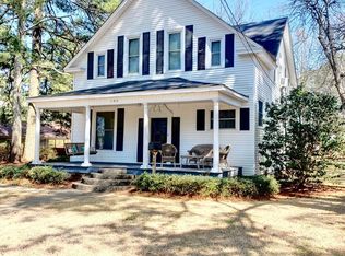 102 N Bradley St, Warren, AR 71671