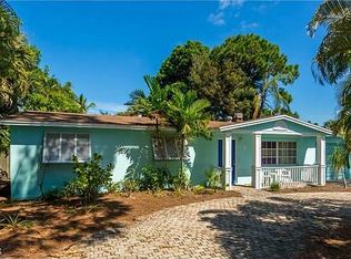 1197 22nd Ave N, Naples, FL 34103