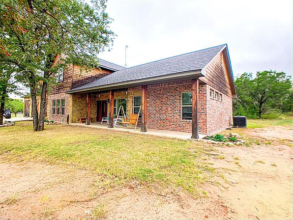 2nd image of 2050 County Road 2027