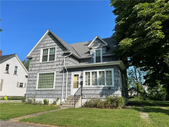 1435 W 10th St, Ashtabula, OH 44004
