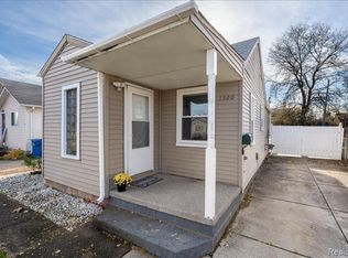 7500 Anna Ave, Warren, MI 48092
