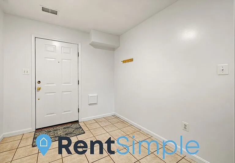 14359 Newbern Loop — Photo 9