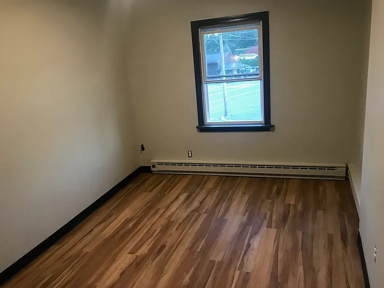 55 N Main St — Photo 20