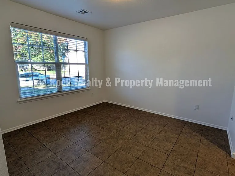 16021 S 83rd East Ave — Photo 3