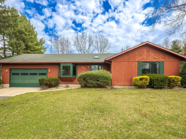 8011 W Dianne Dr, Michigan City, IN 46360