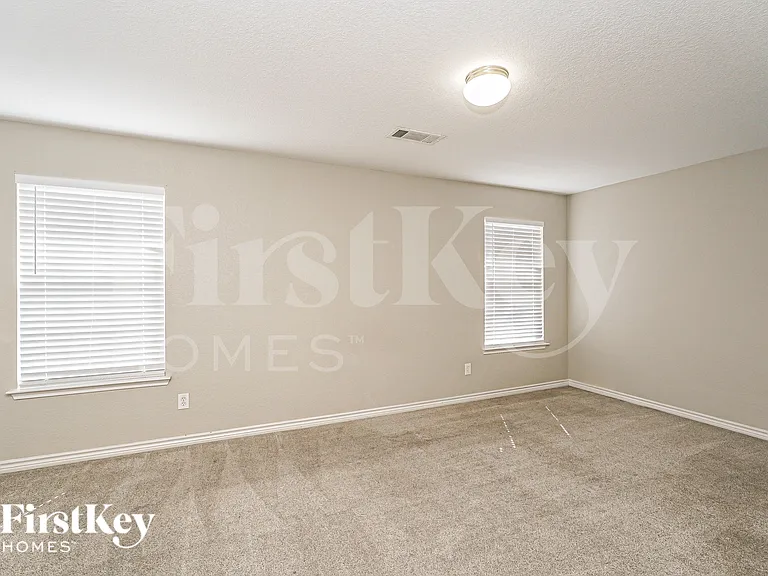 3905 Mantis St — Photo 13