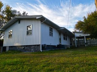 501 Walnut St, Ava, MO 65608