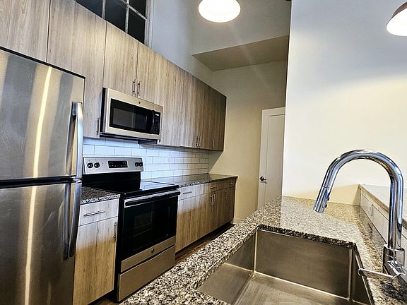 4th image of 1001 Hill Ave #2813