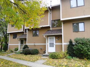36 Elton Ridge Ct NW, Rochester, MN 55901